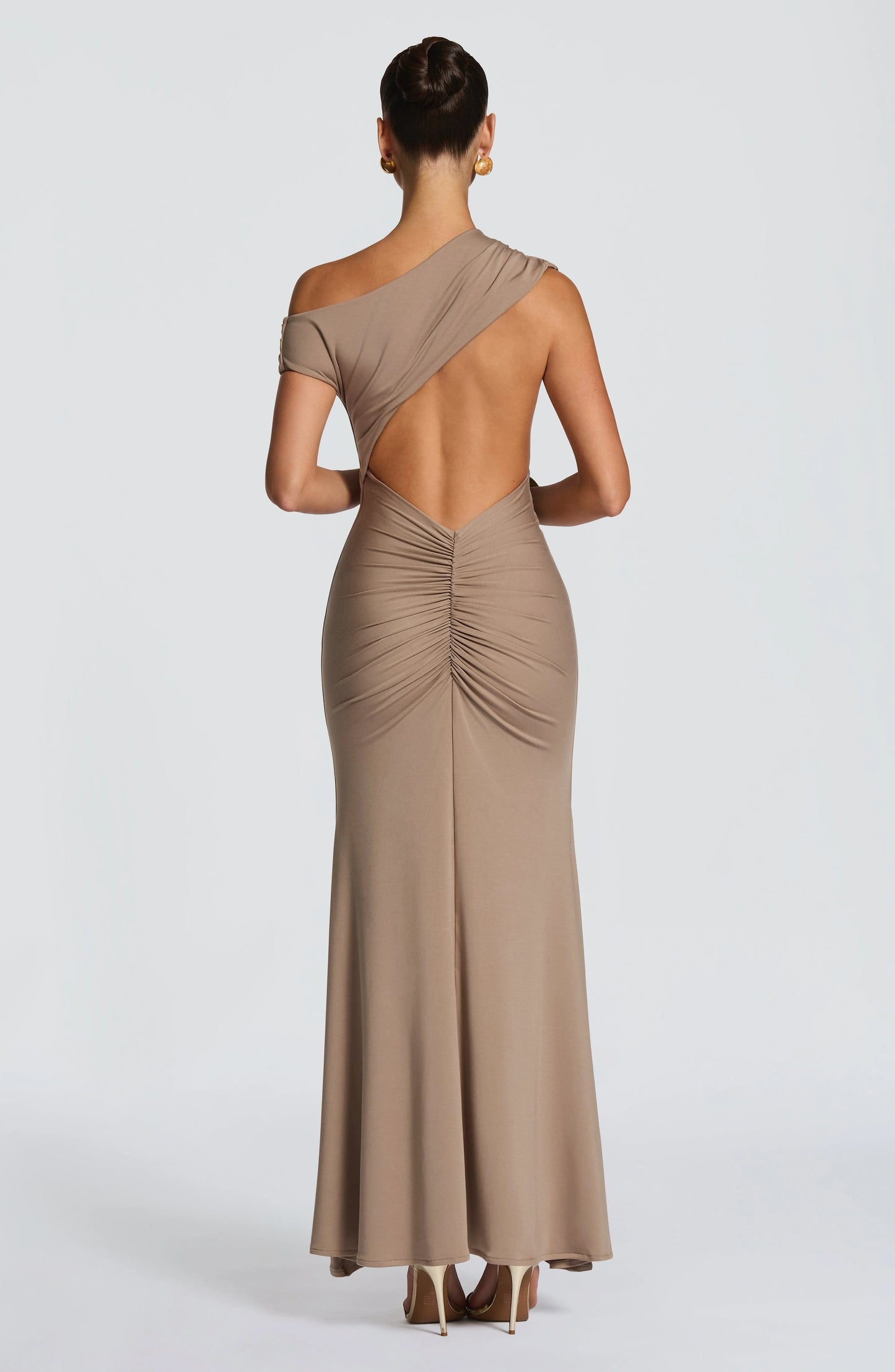 Asymmetric Shoulder Neckline Open-Back Slim-Fit Mermaid Maxi Dress
