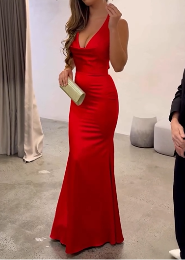 Sexy Sleeveless Halter Solid Color Maxi Dress