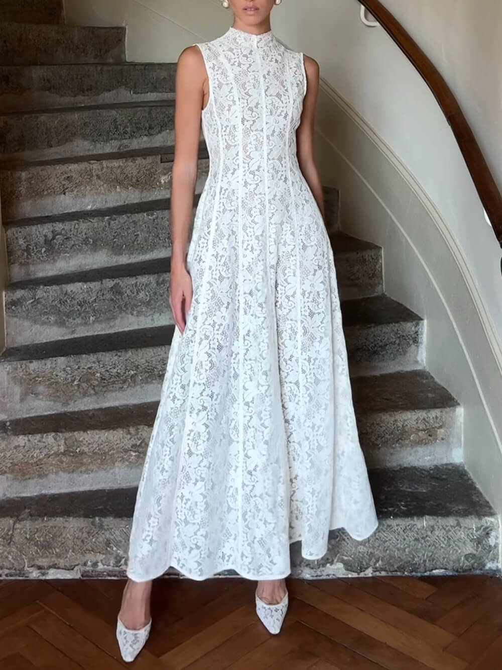 Elegance Timeless Sleeveless Lace Bodycon Maxi Dress