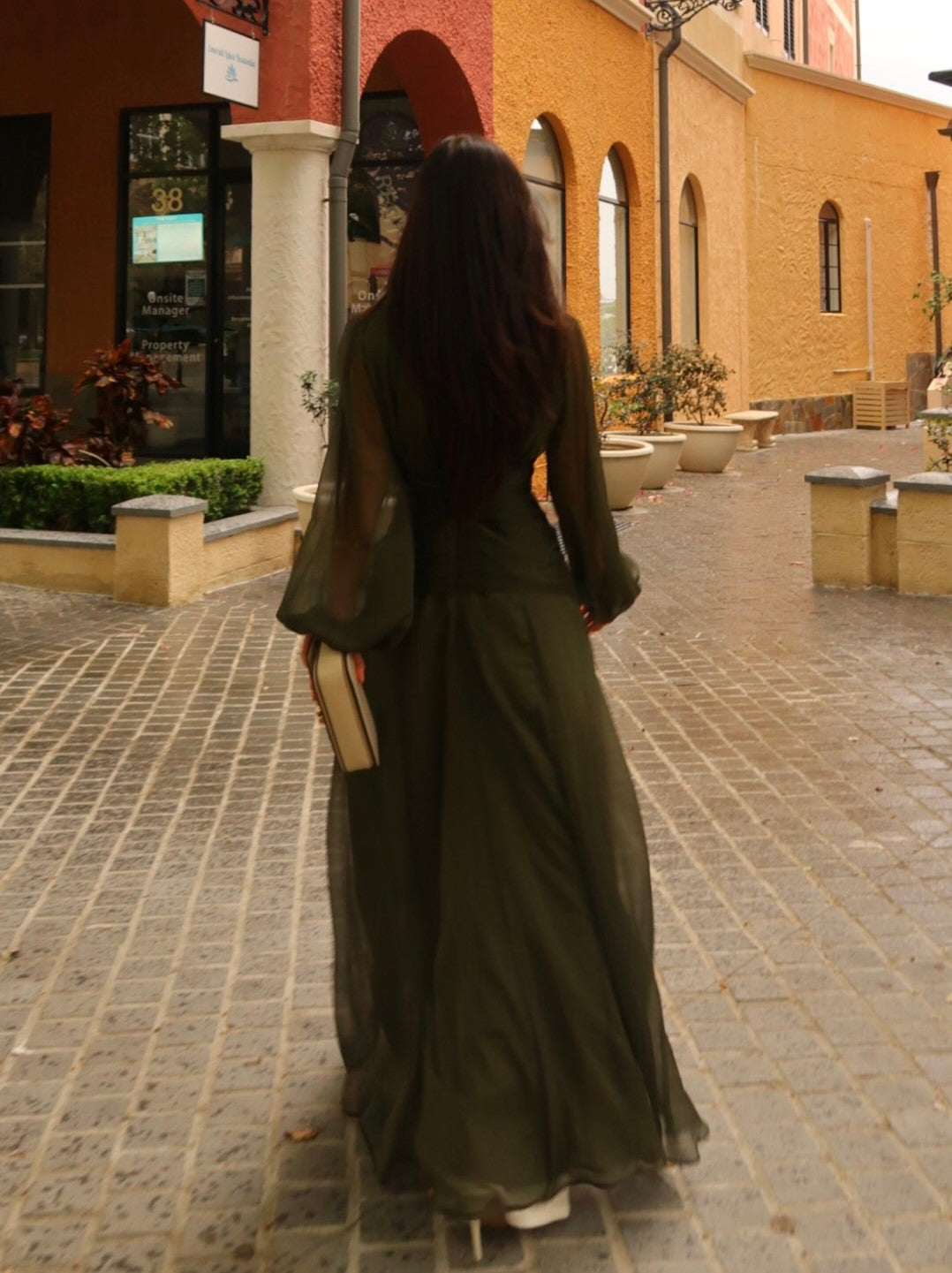 Sexy round Neck Loose Solid Color Waist Tight Maxi Dress