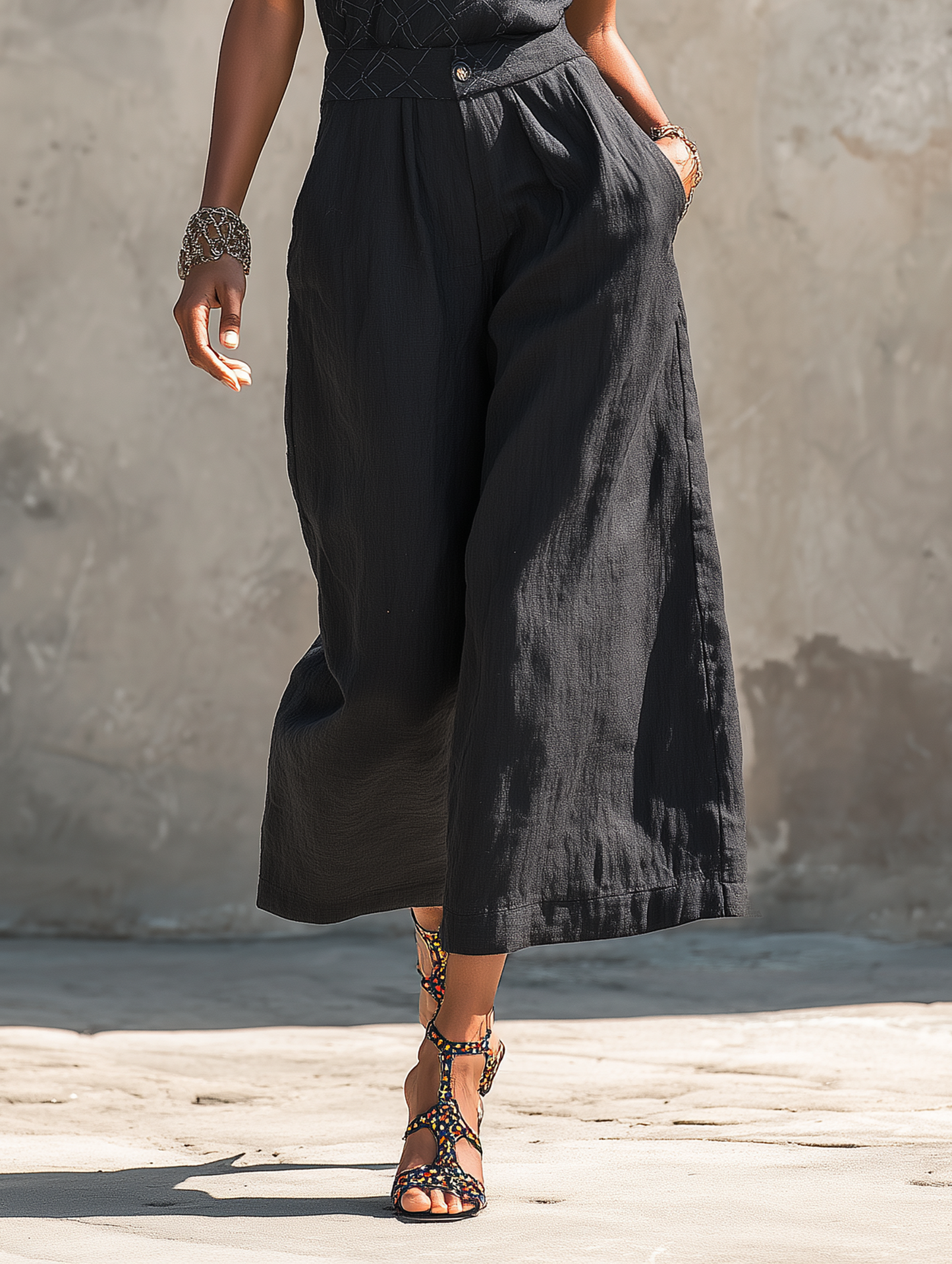 Women's Minimalist Quilted-Pattern Embroidered Sleeveless Cropped Jumpsuit