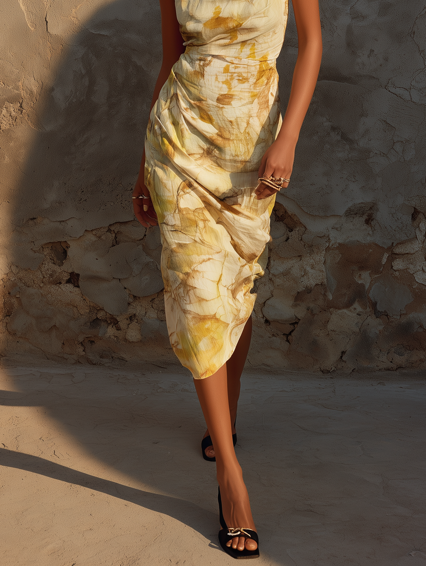 Women's Minimalist Ombré Print Cowl Neck Sleeveless Midi Dress