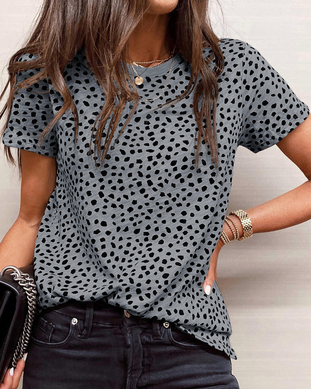 ROUND NECK LEOPARD PRINT TOP