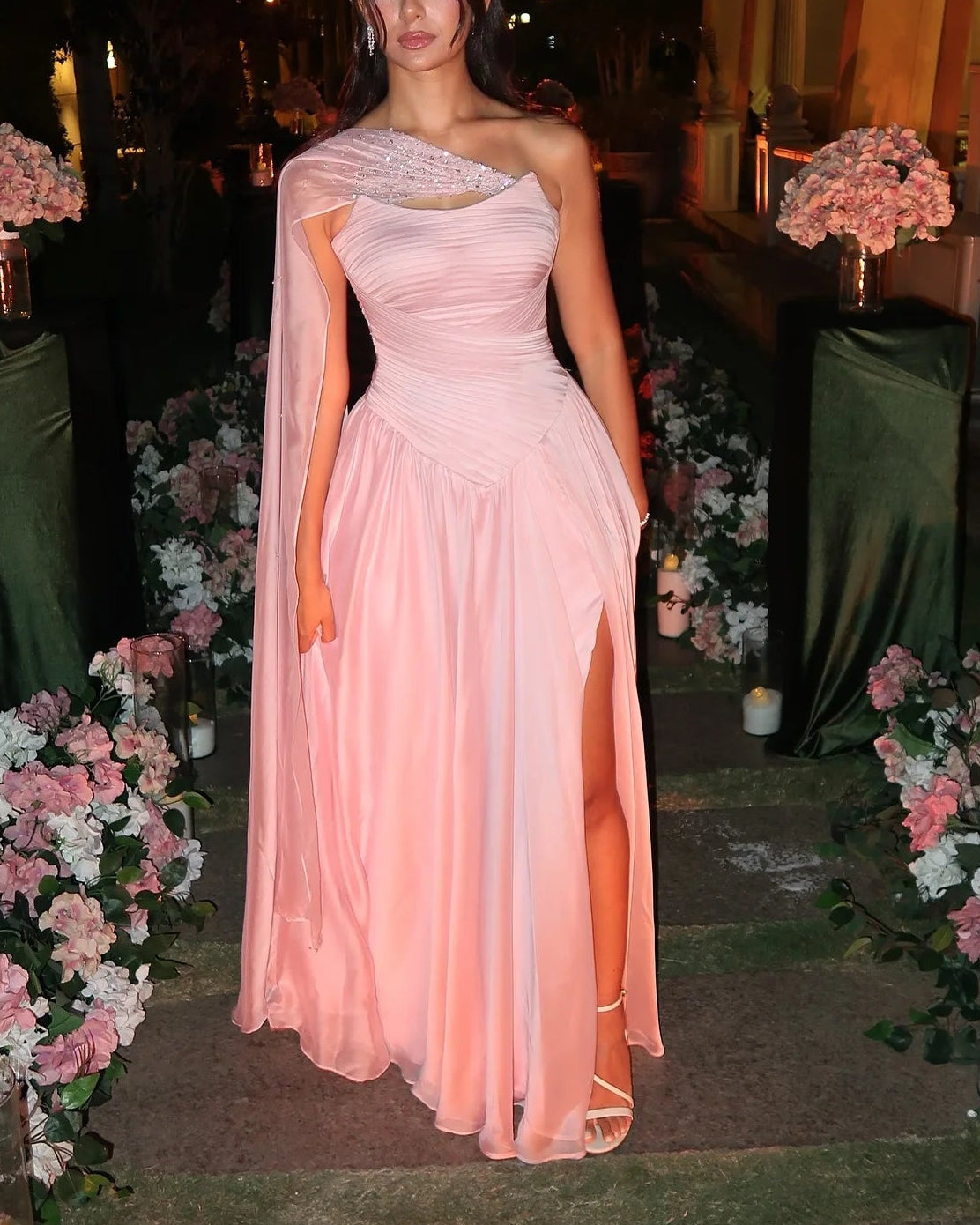 Sexy off-the-Shoulder Tube Top Pleated Solid Color Maxi Dress