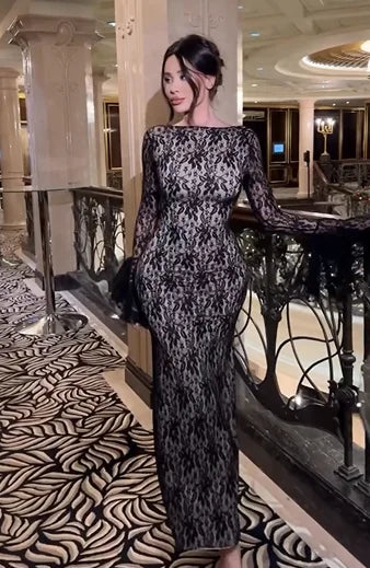 Atmospheric Black Lace Sheer Long-Sleeve Banquet Gown