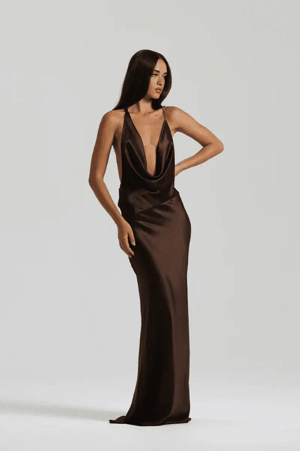 Sexy Sleeveless Deep V Halter Solid Color Evening Dress