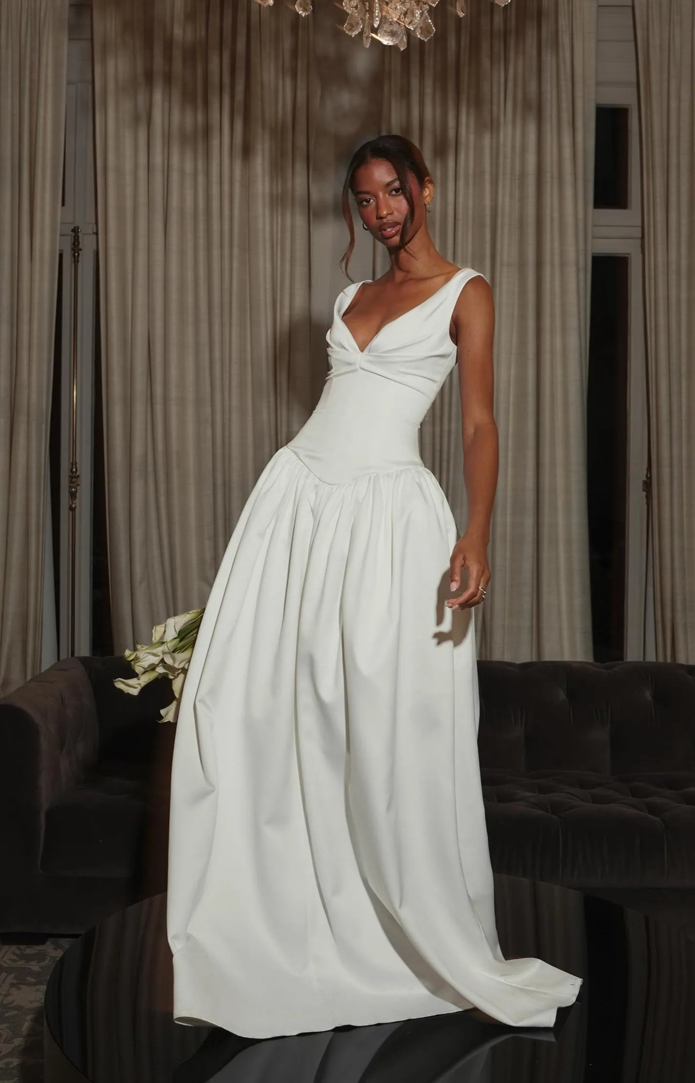 Minimalist Square Neck Waist-Cinched Wedding Dress