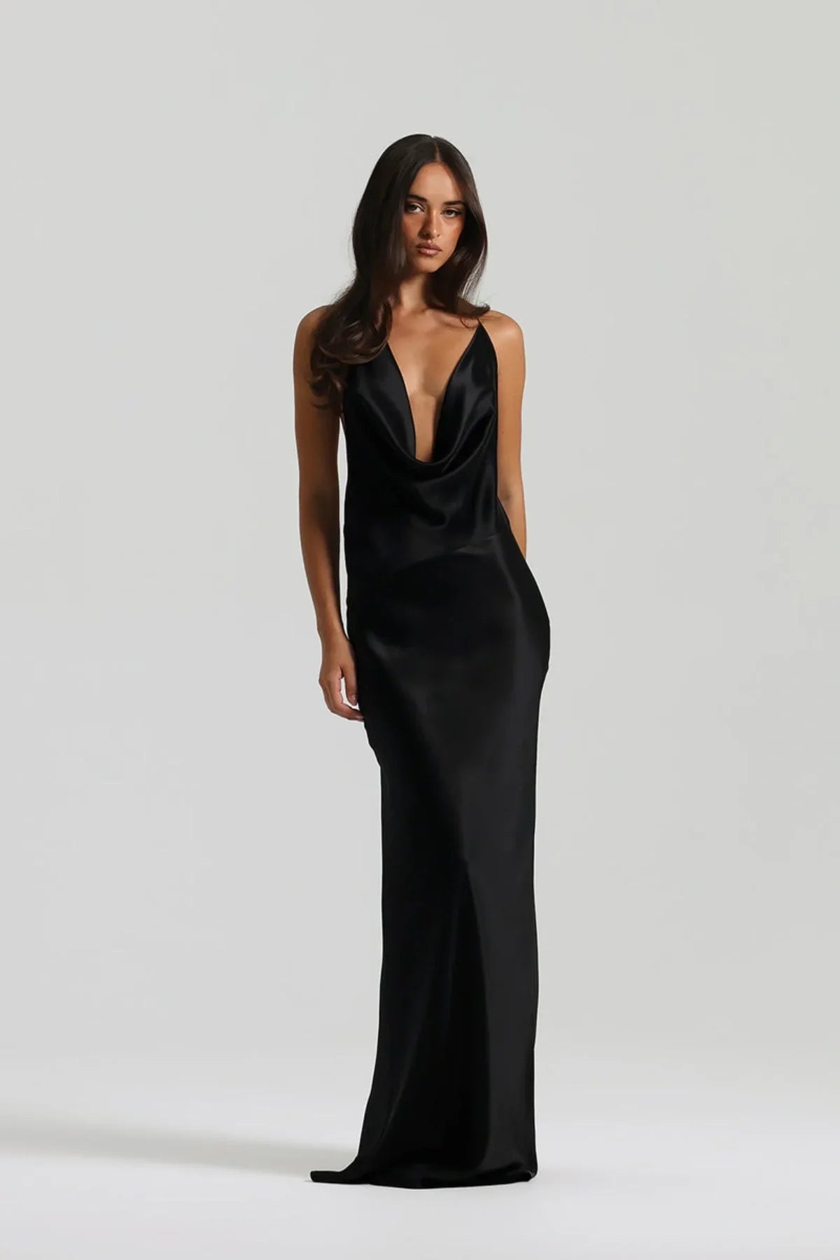 Sexy Sleeveless Deep V Halter Solid Color Evening Dress
