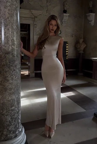 Sexy Sleeveless Solid Color Slim Dress