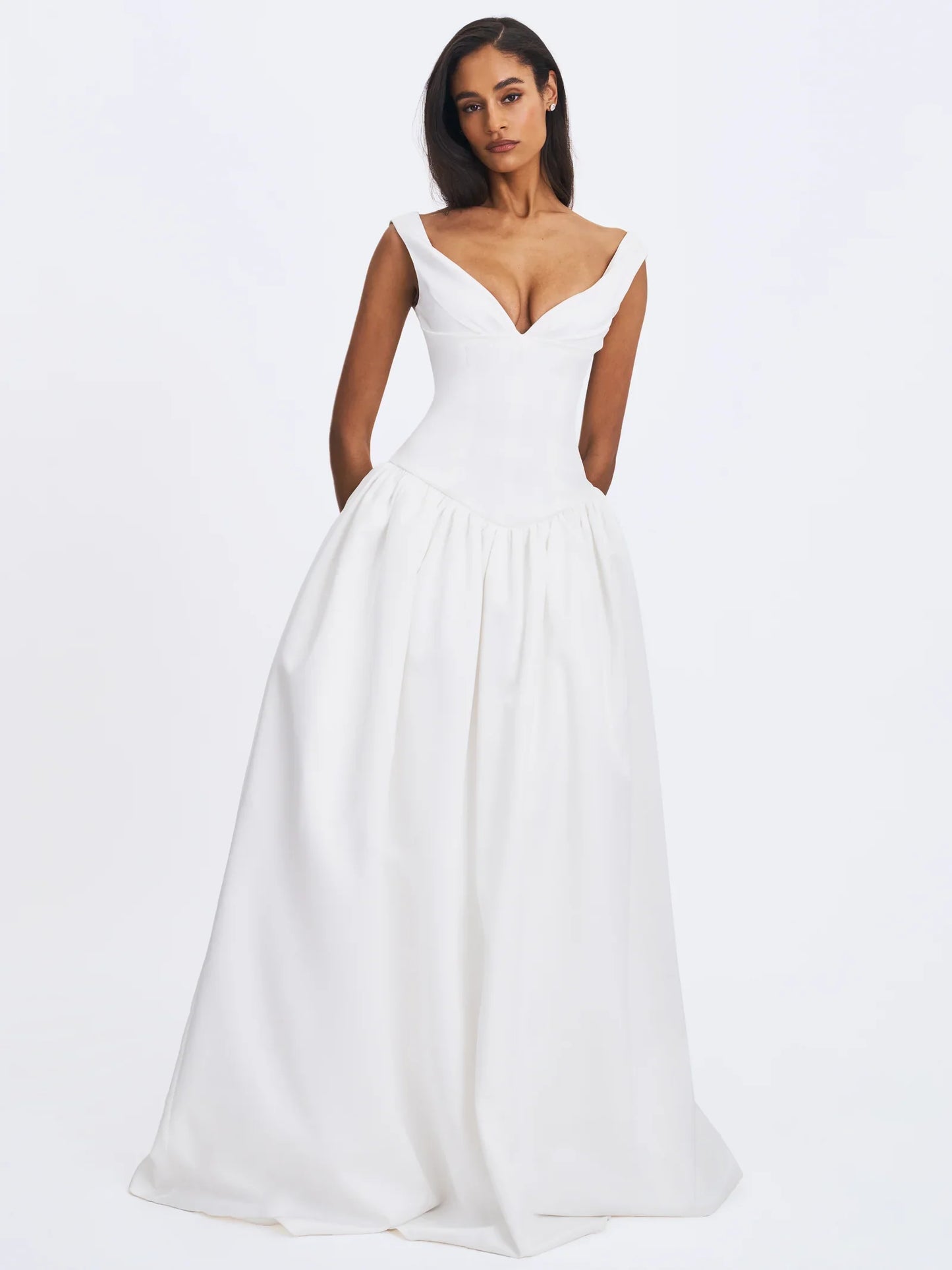 Minimalist Square Neck Waist-Cinched Wedding Dress