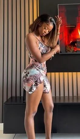 Sexy Low-Cut Hollow Animal Pattern Wild Mini Skirt