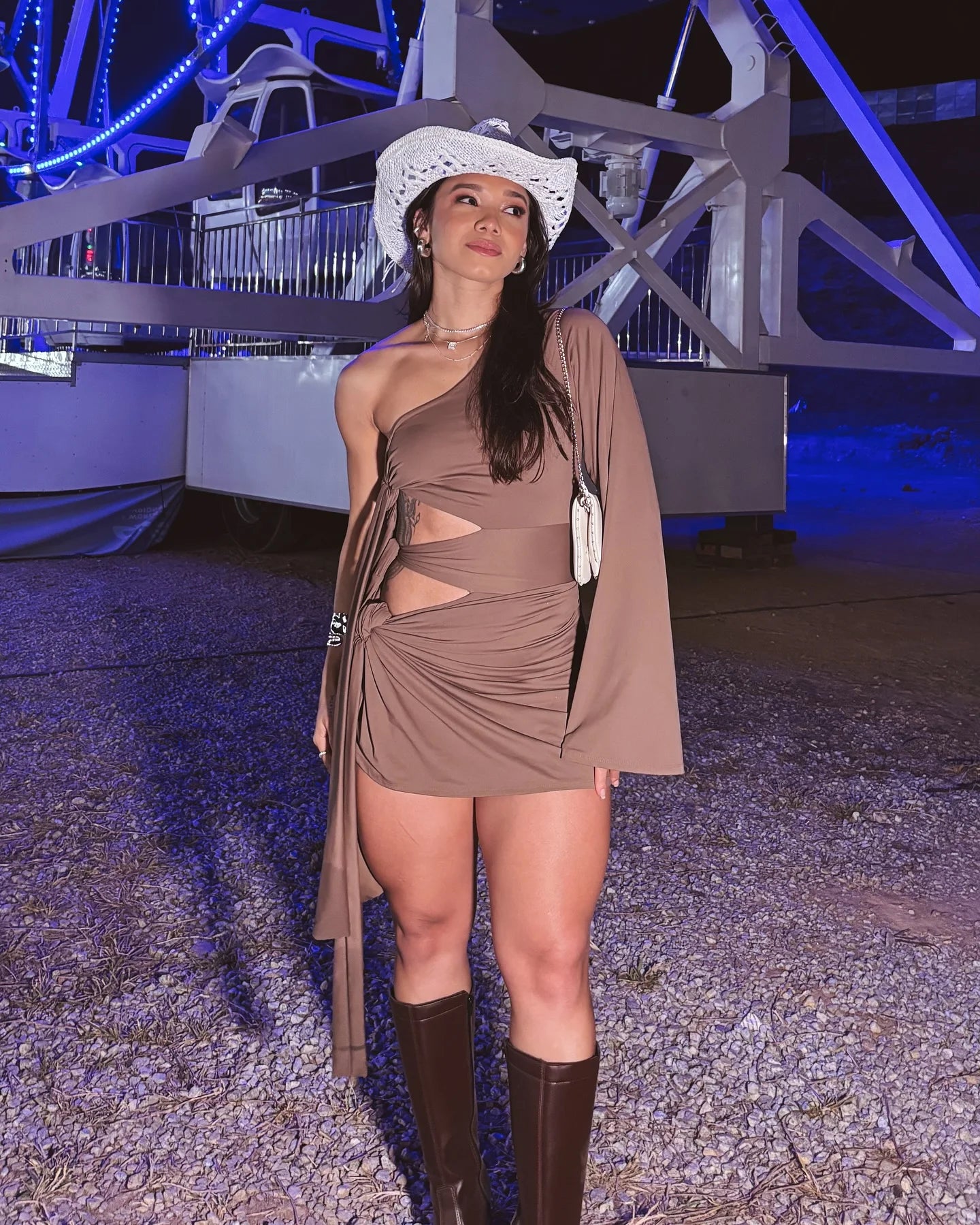 Sexy One-Shoulder Hollow Solid Color Mini Skirt