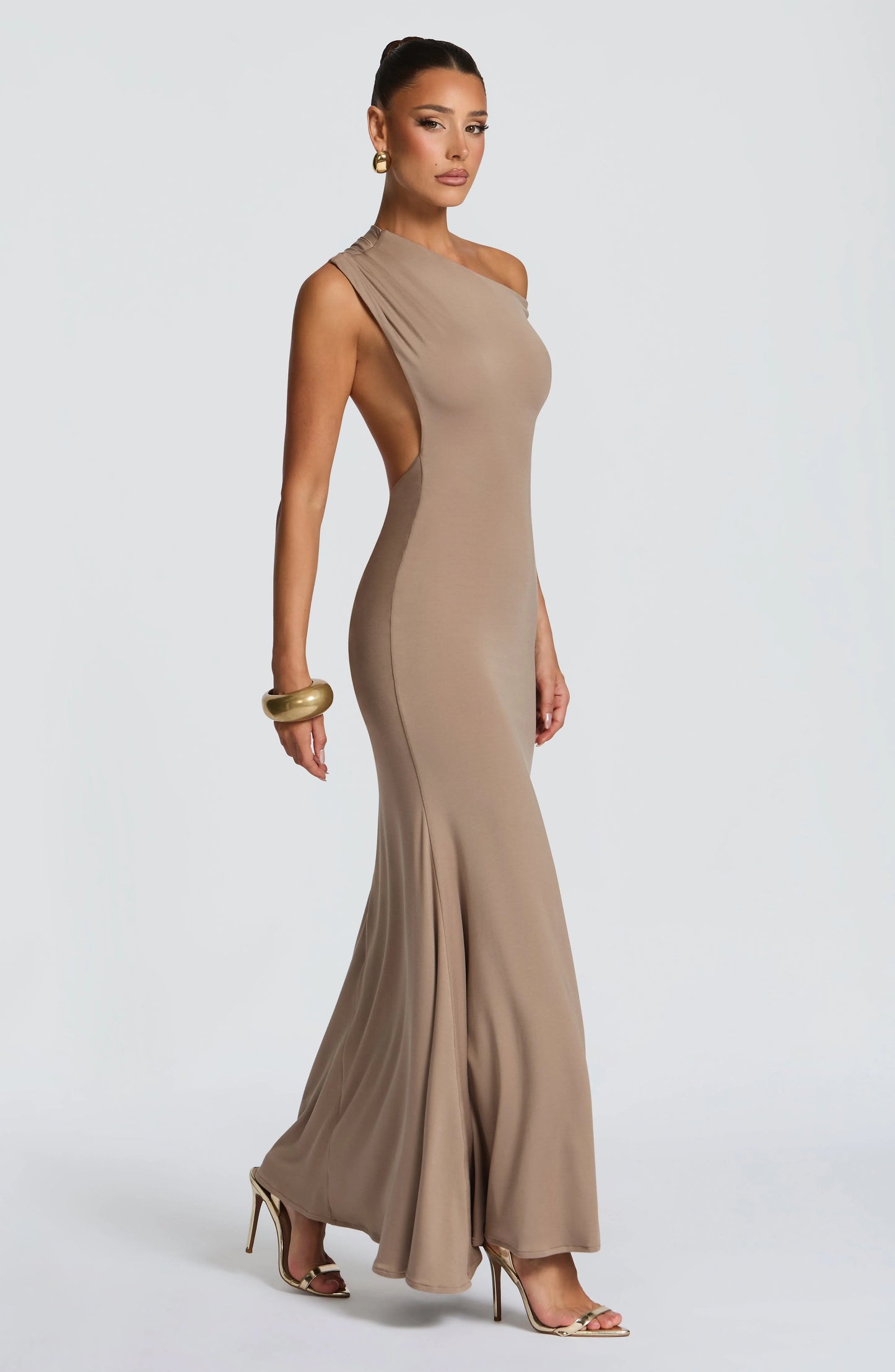 Asymmetric Shoulder Neckline Open-Back Slim-Fit Mermaid Maxi Dress