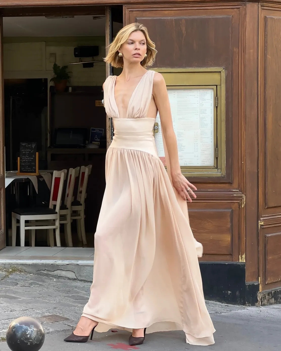 Sexy Backless Waist Trimming Solid Color Elegant Dress