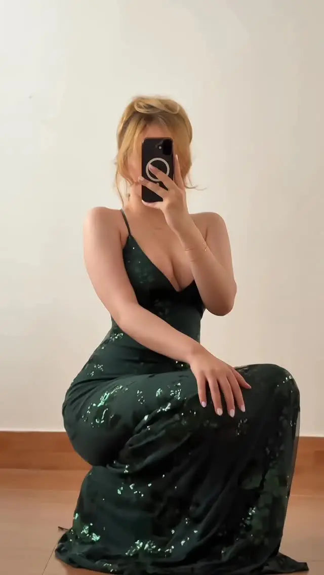 Sexy Spaghetti Straps Sleeveless Slim-Fit Sequined Dress