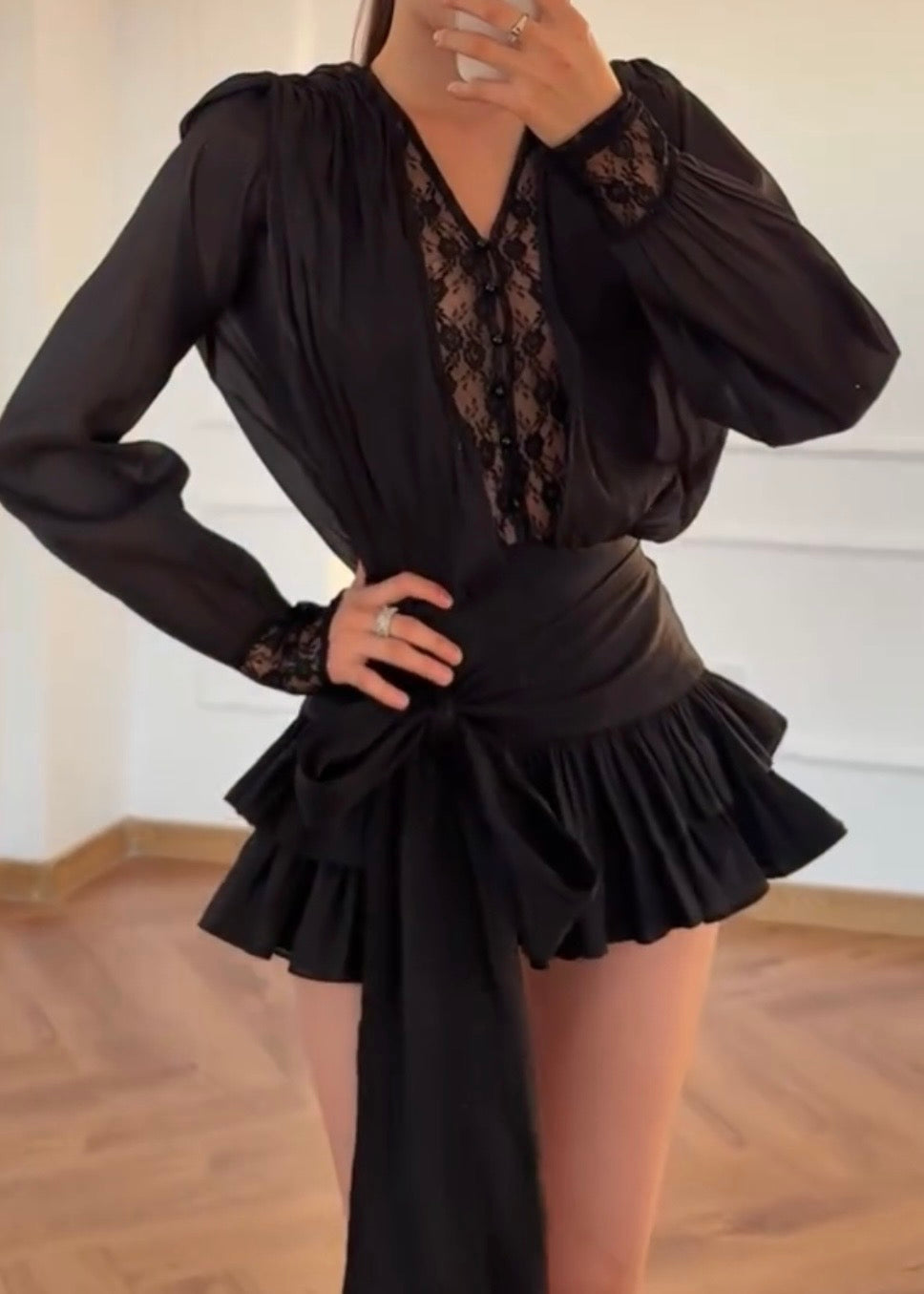 Fashion Long Sleeve Waist Bow Puff Short Dress