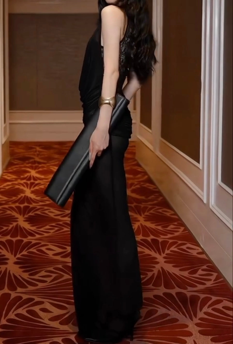 Black Slim-Fit Lace Mesh Swing Collar Maxi Dress