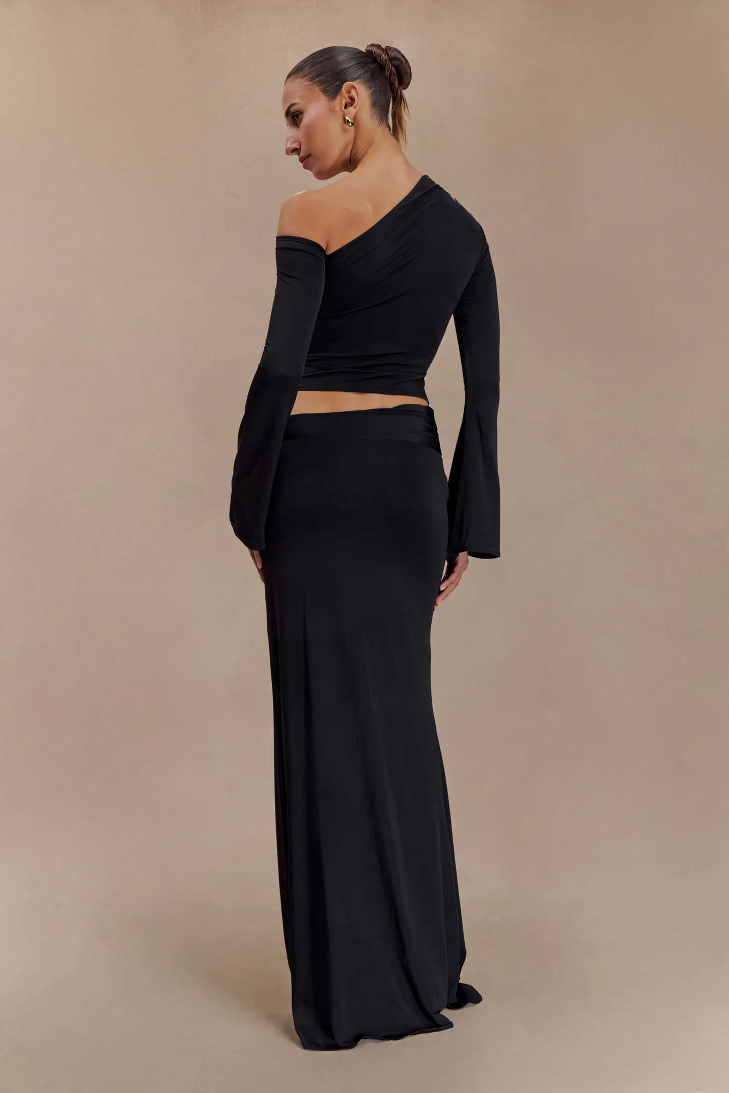 Ainsley Noir Bloom Set