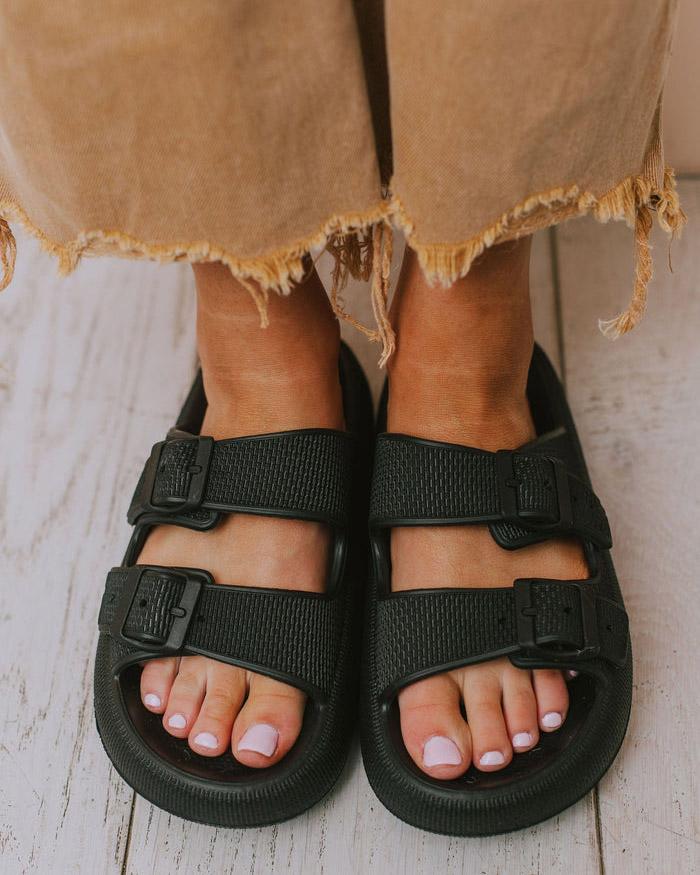 POOL SIDE SLIP ON SANDALS