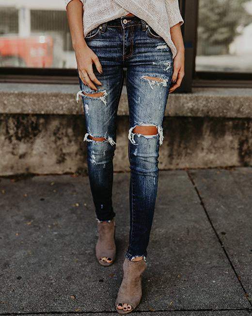 Distressed Slim Fit Jeans